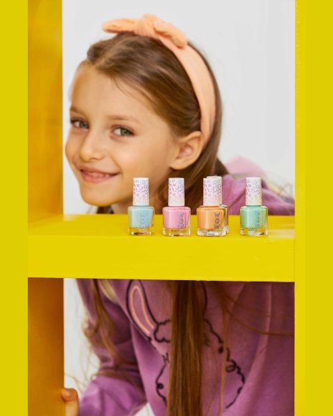 Set of 5 nail color Wow Generation