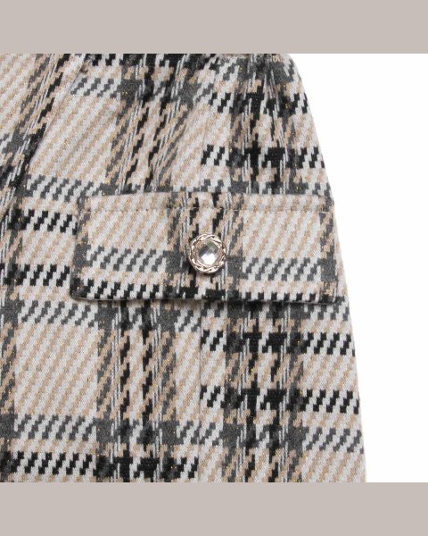 Shorts checkered with decorative pockets (4-14 years)