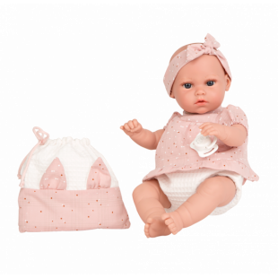 Toy baby doll with carrycot and a light vanilla scent (3+ years)