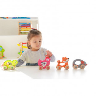 Toy Jumini from natural wood fox with wheels (6+ months)