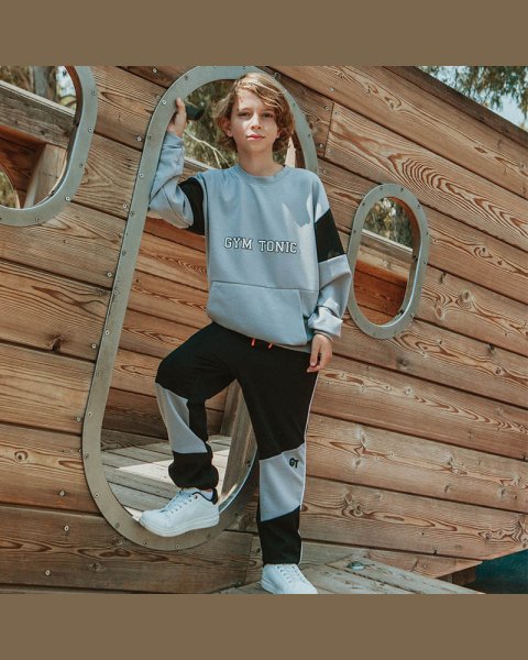 Tracksuit Gym Tonic with embossed elements (6-16 years)