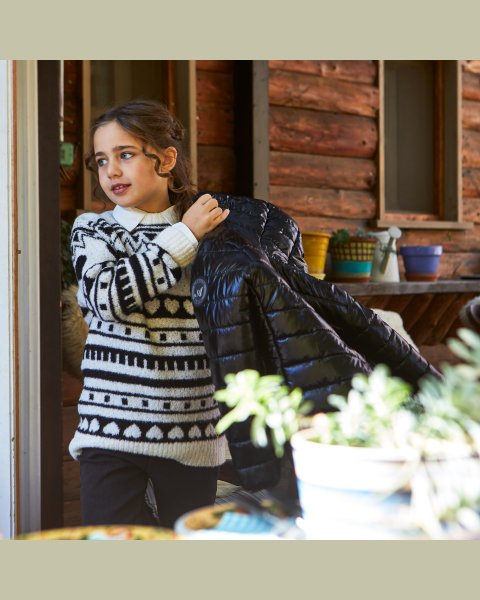 Sweater with sequins (6-14 years)