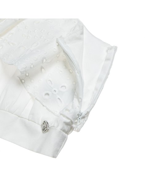 Crop top with cutwork embroidery (6-16 years)