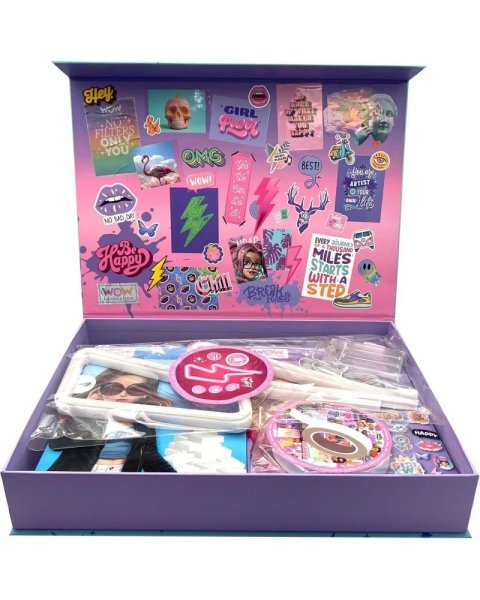 WOW Generation ROOM Decoration Kit with LED Light και 300+ Graphics and Accessories