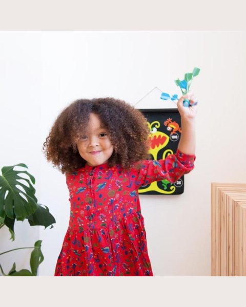 2-Sided Magnetic Scratch Target with 6 Darts Monsters (5+ years)