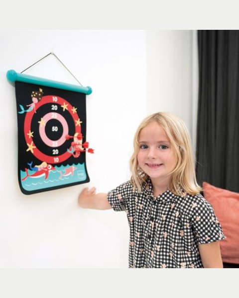 2-Sided Magnetic Scratch Target with 6 Darts Mermaid (5+ years)