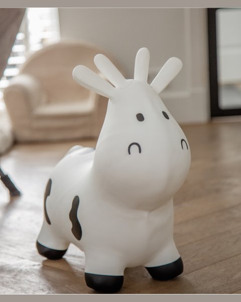 Skippy Cow white Tryco (12+ months)