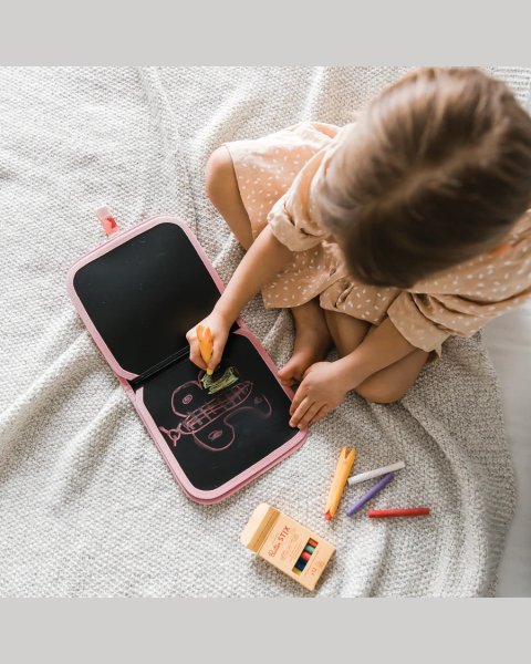 Erasable book Doodle it & Go Jaq Jaq Bird trains with 4 ButterStix® (3+ years)