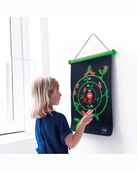 2-Sided Magnetic Scratch Target with 6 Darts-Jungle (5+ years)