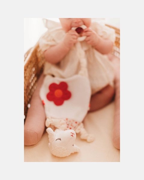 Activity soft toy lamb Kikadu (3+ months)