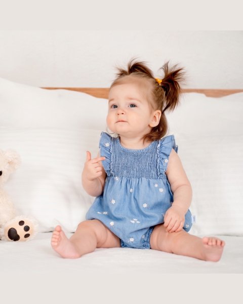 Babygrow with embroidery (1-12 months)