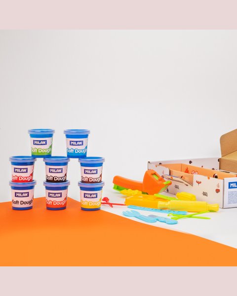 Kit 8 cans 59 g Soft Dough with tools Barbecue (3+ years)