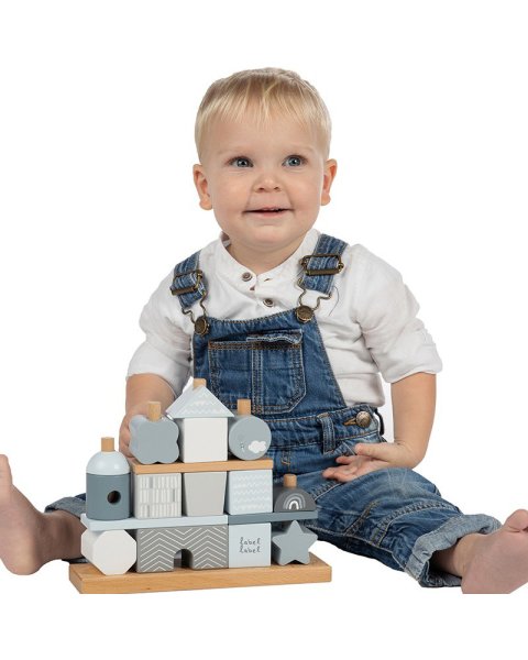 Toy label label from natural wood blue house cubes (18+ months)