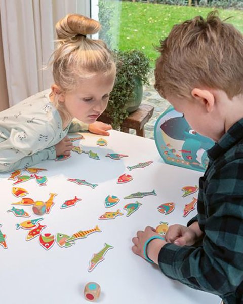 Toy Scratch Find-a-fish Color matching game (3+ years)