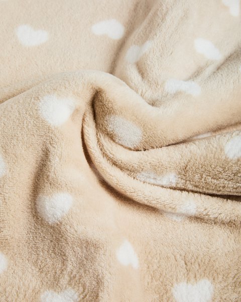 Dog basket with plush toy and 90x75cm blanket Tender Comforts