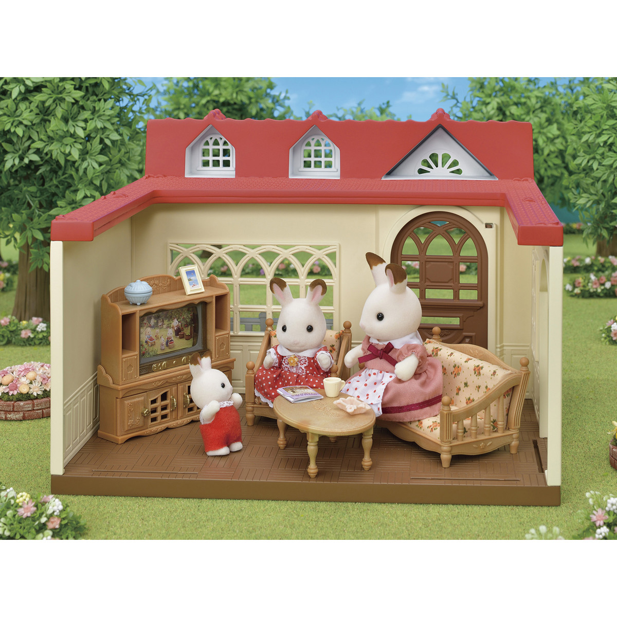 Sylvanian Families Red Roof Country Home Gift Set (3+ Years)