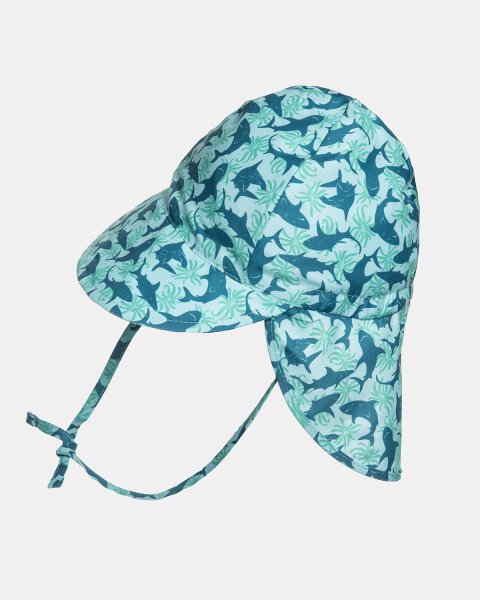 Hat with brim and neck protection with shark pattern (2-4 years)
